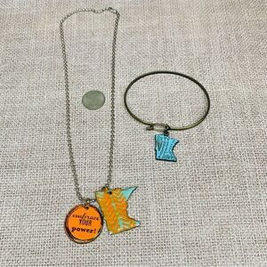 Minnesota Necklace and Bracelet Set‎